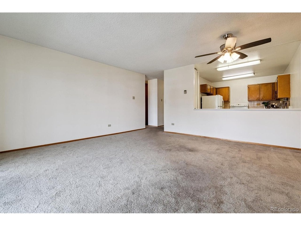 610 S Clinton St #10 B, Denver, CO 80247 photo