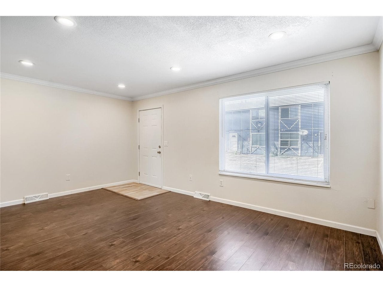 1435 Norfolk St, Aurora, CO 80011 photo
