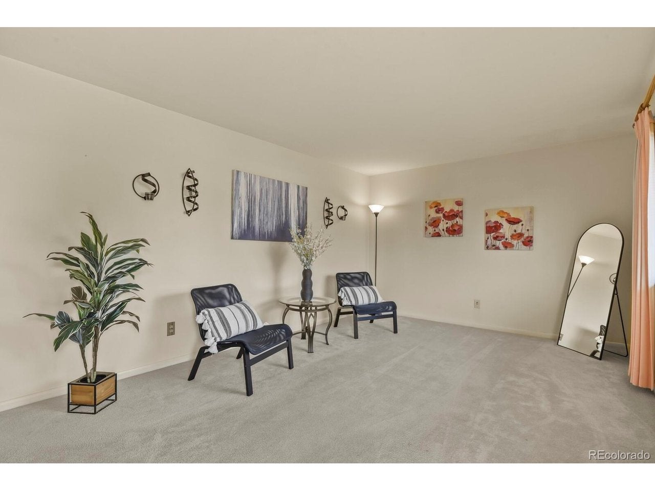 8159 Nola Dr, Denver, CO 80221 photo