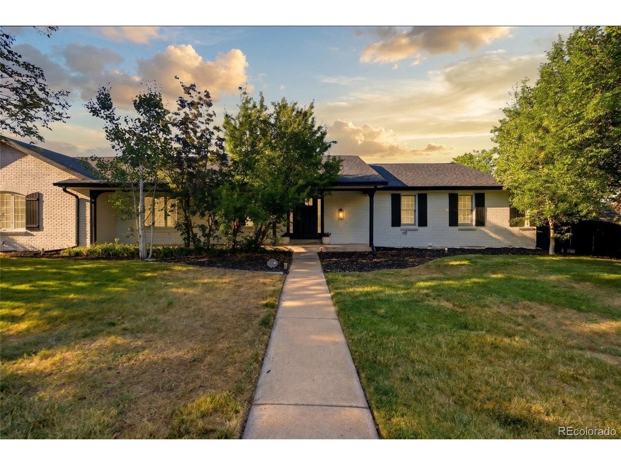 8659 Kenyon Ave, Denver, CO 80237