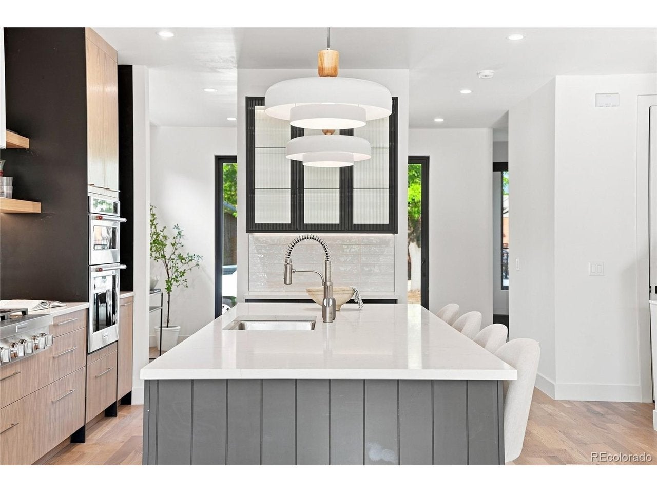 1378 S Washington St, Denver, CO 80210 photo
