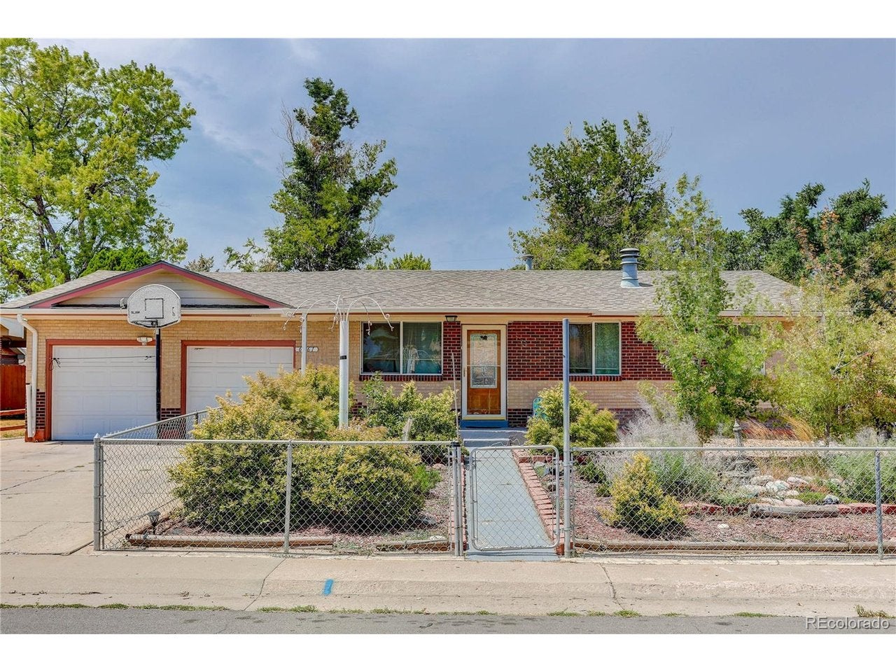 6861 Ivy St, Commerce City, CO 80022