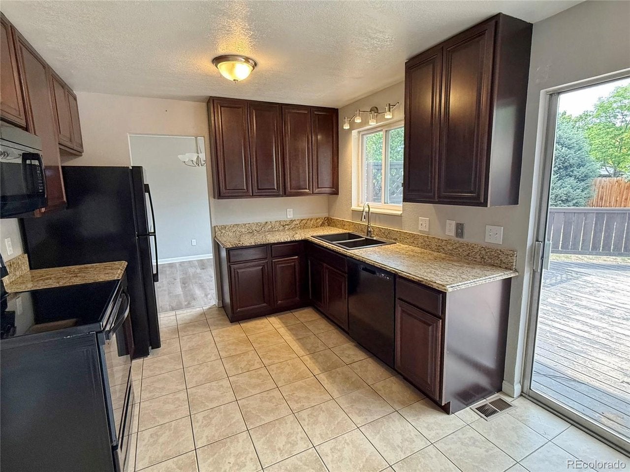 8579 W Fair Ave, Littleton, CO 80123 photo