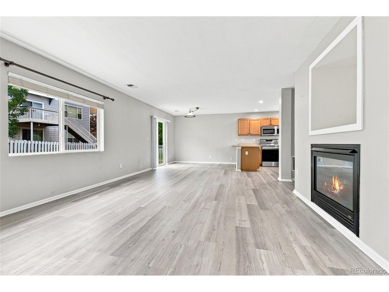 4221 Beautiful Cir, Castle Rock, CO 80109 photo