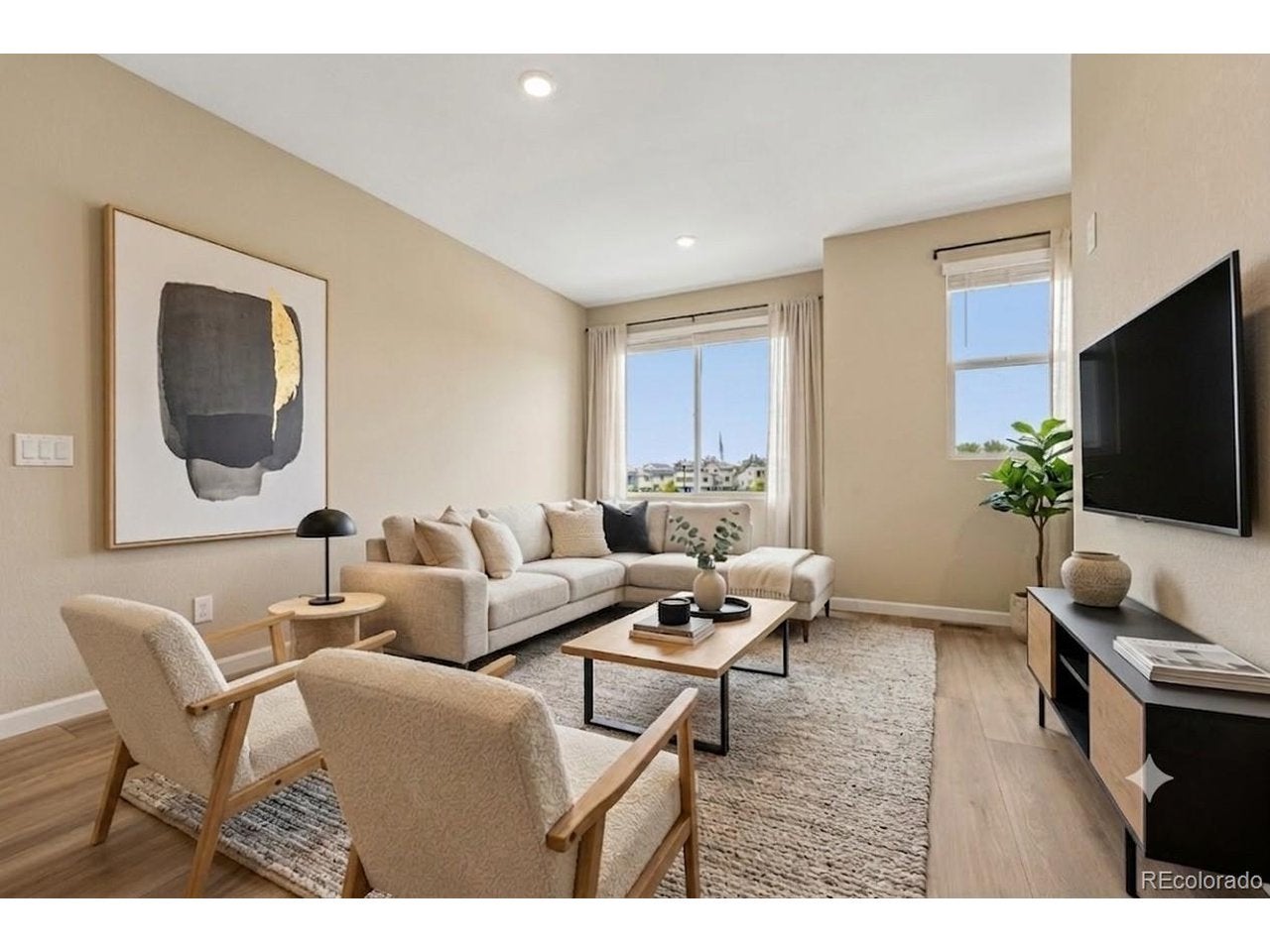 6812 Kendrick Ln, Arvada, CO 80007