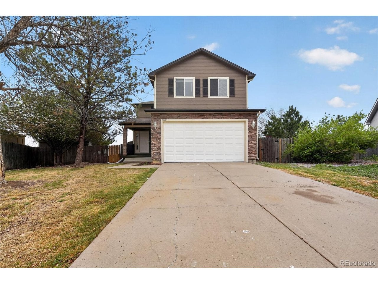 22471 Princeton Dr, Aurora, CO 80018