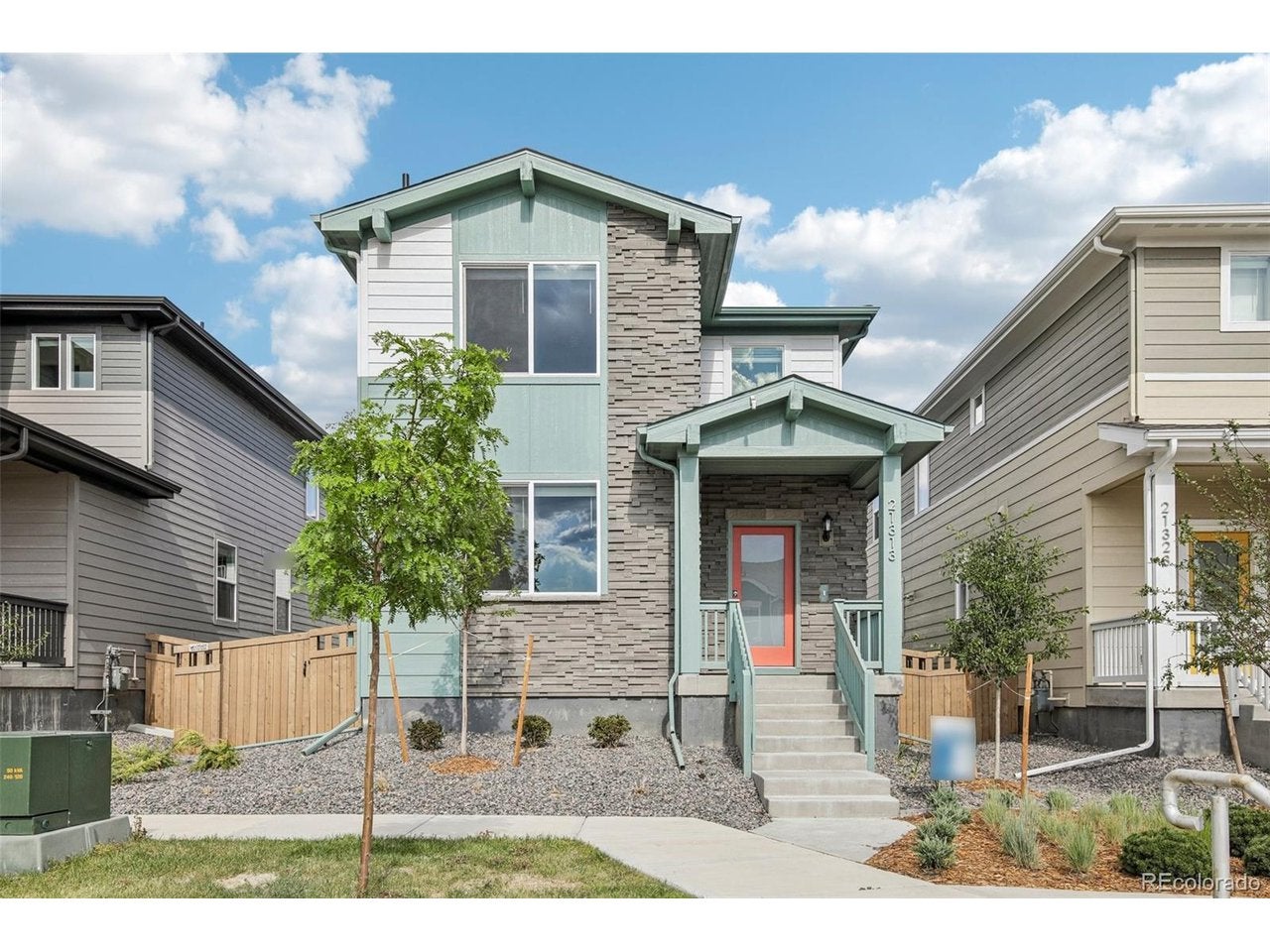 21313 63 Dr, Aurora, CO 80019