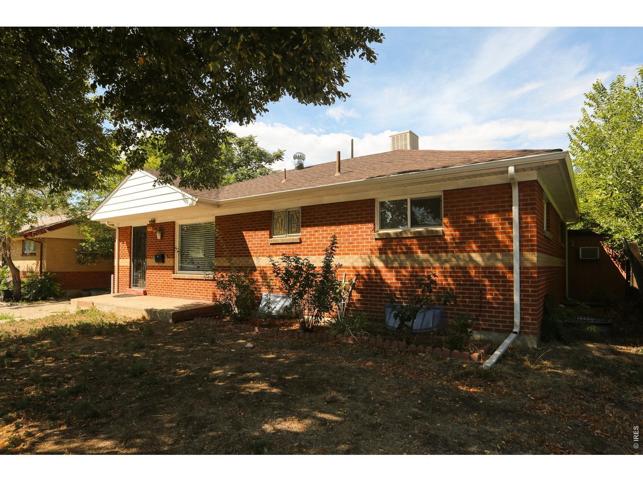 7493 Raritan St, Denver, CO 80221 photo