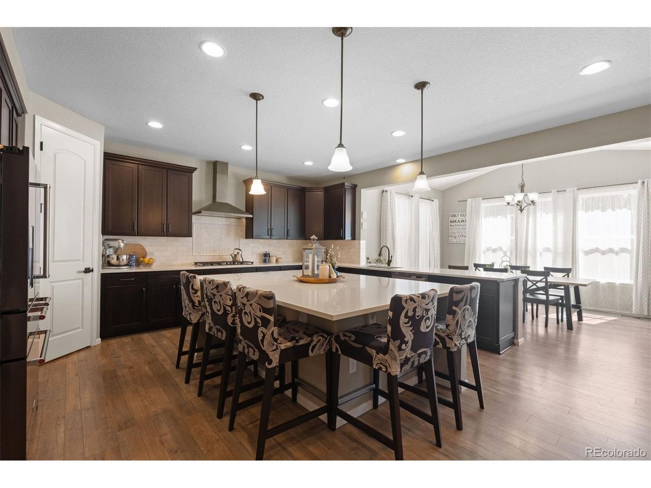 8480 Arapahoe Peak St, Littleton, CO 80125