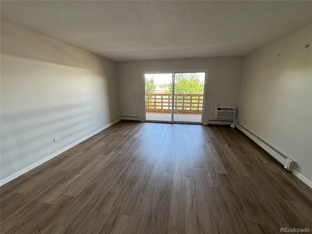 495 S Dayton St #1 C, Denver, CO 80247 photo