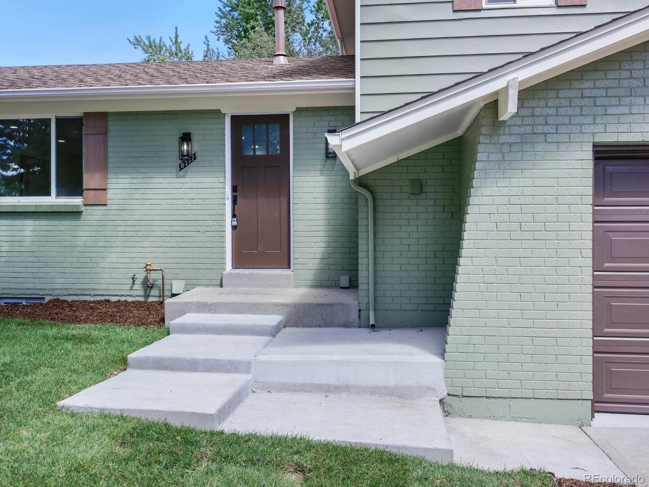 8937 W Woodard Dr, Denver, CO 80227 photo