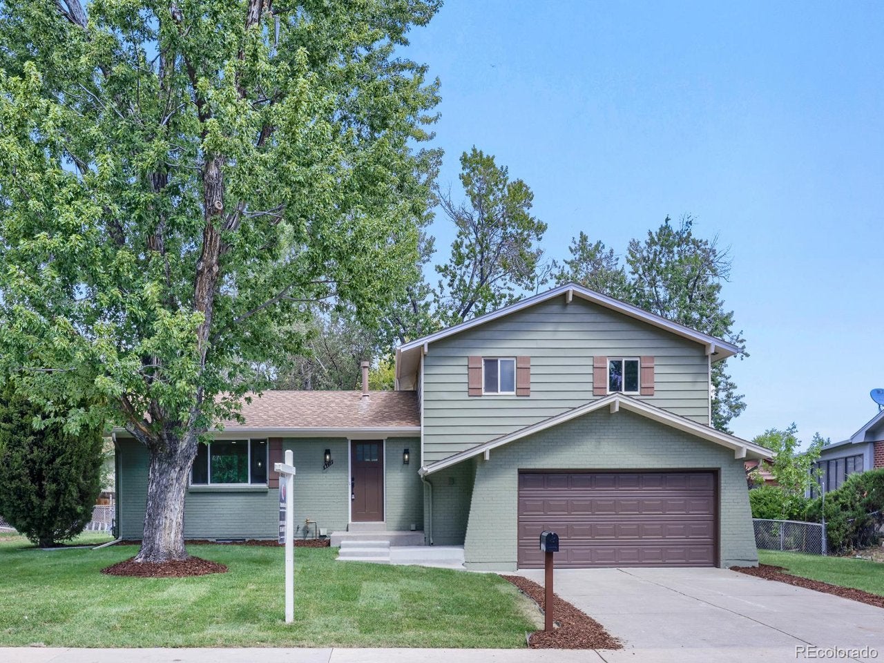 8937 Woodard Dr, Denver, CO 80227