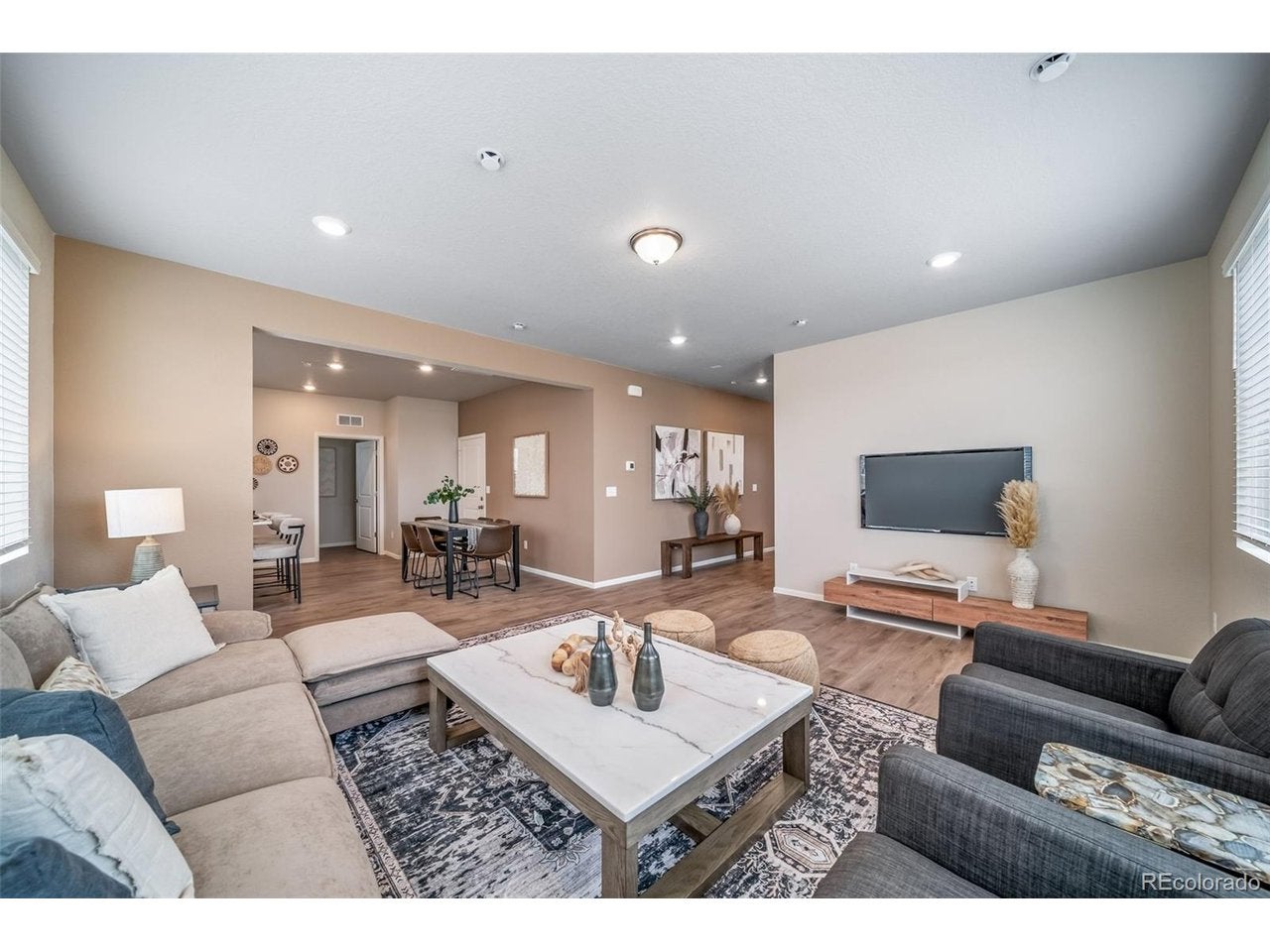 10054 Salem Ct, Commerce City, CO 80022 photo