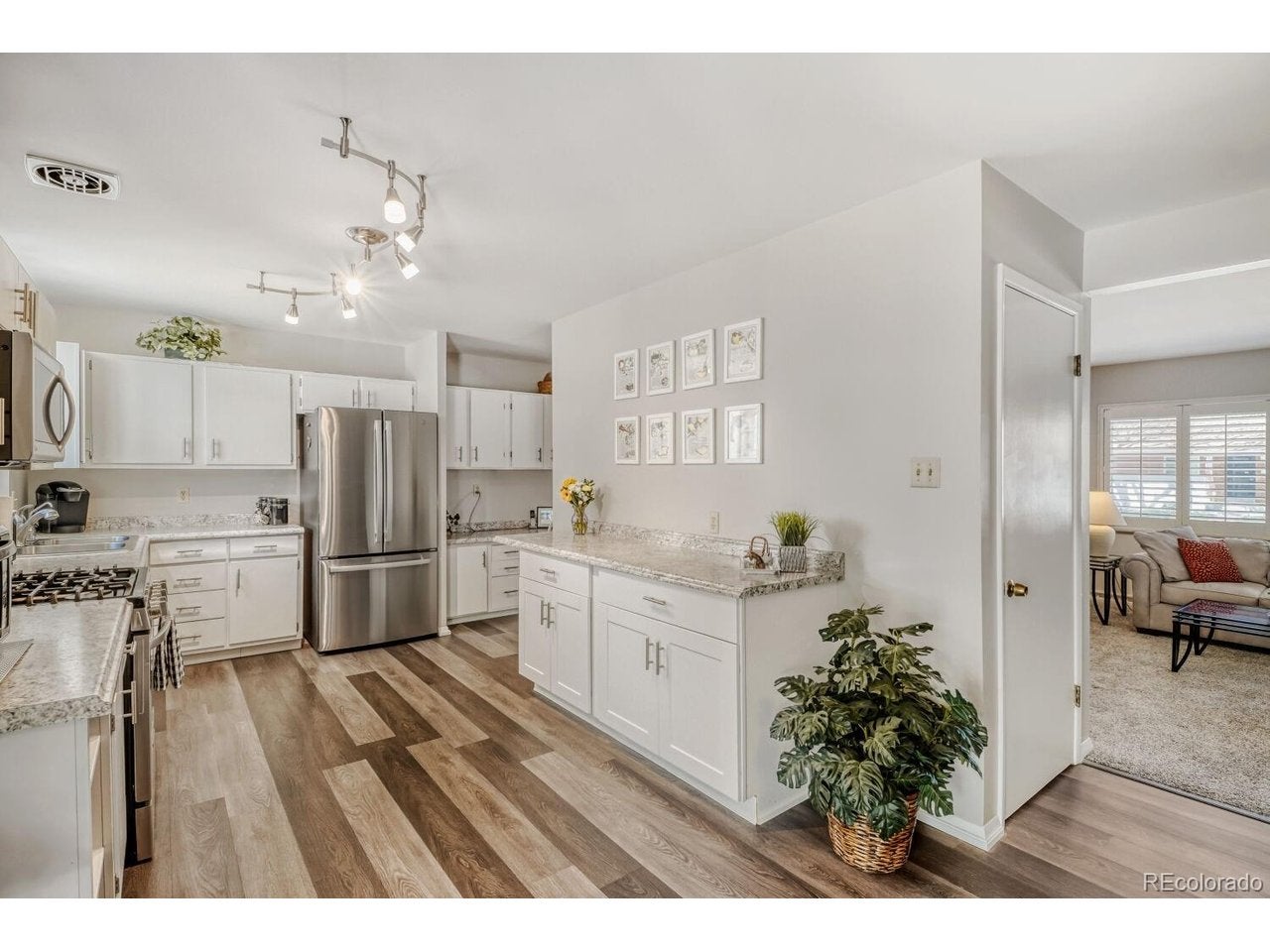 7934 E Hampden Cir, Denver, CO 80237 photo