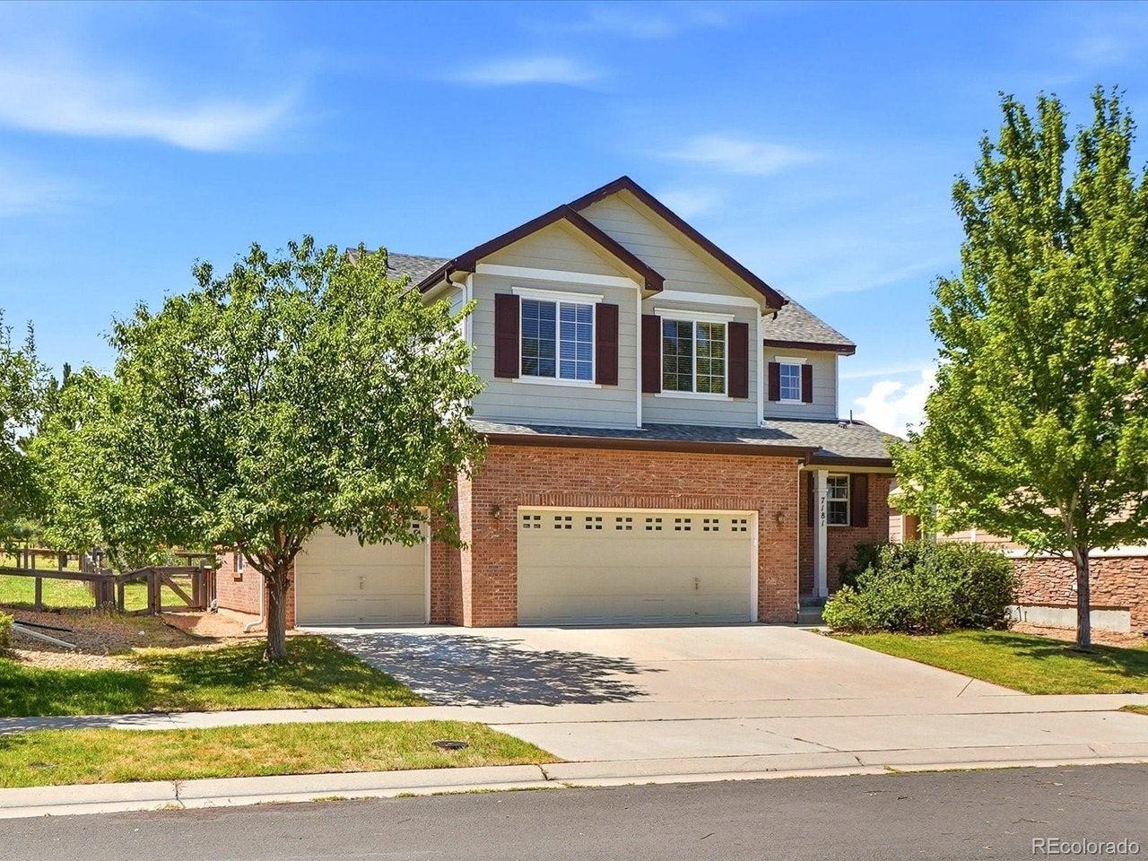 7181 Oak Hill Cir, Aurora, CO 80016