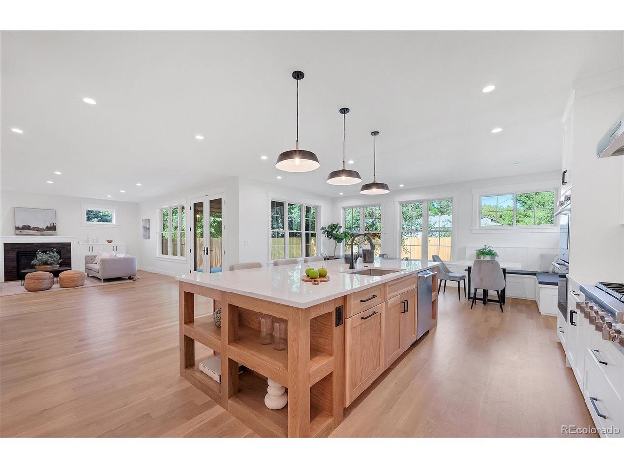 1035 Leyden St, Denver, CO 80220