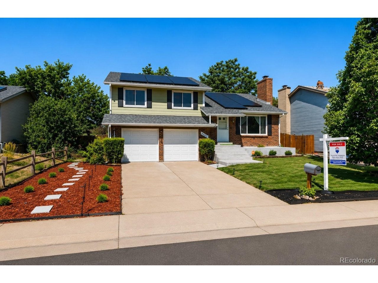 923 Ouray St, Aurora, CO 80017