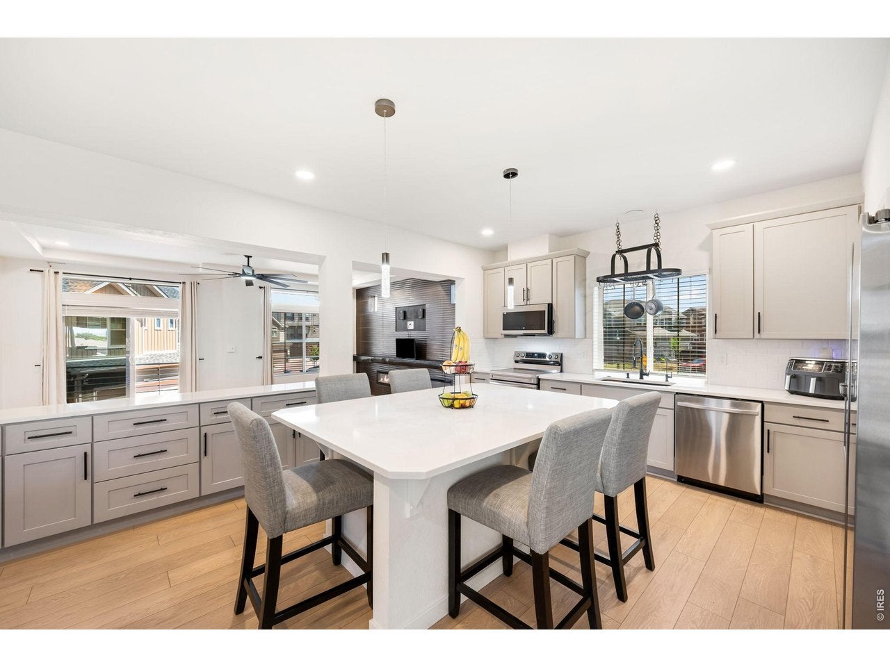 16103 E 111 Dr, Commerce City, CO 80022 photo