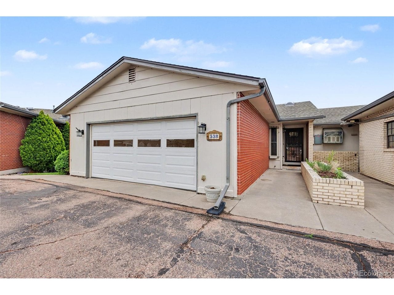 538 Lakewood Cir, Colorado Springs, CO 80910