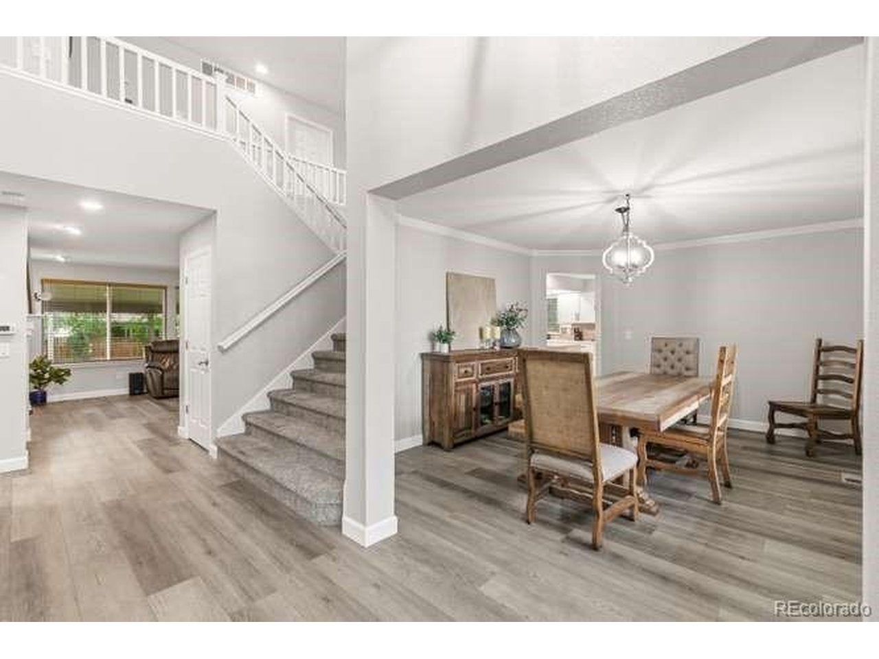 8249 Phillips Ave, Littleton, CO 80128