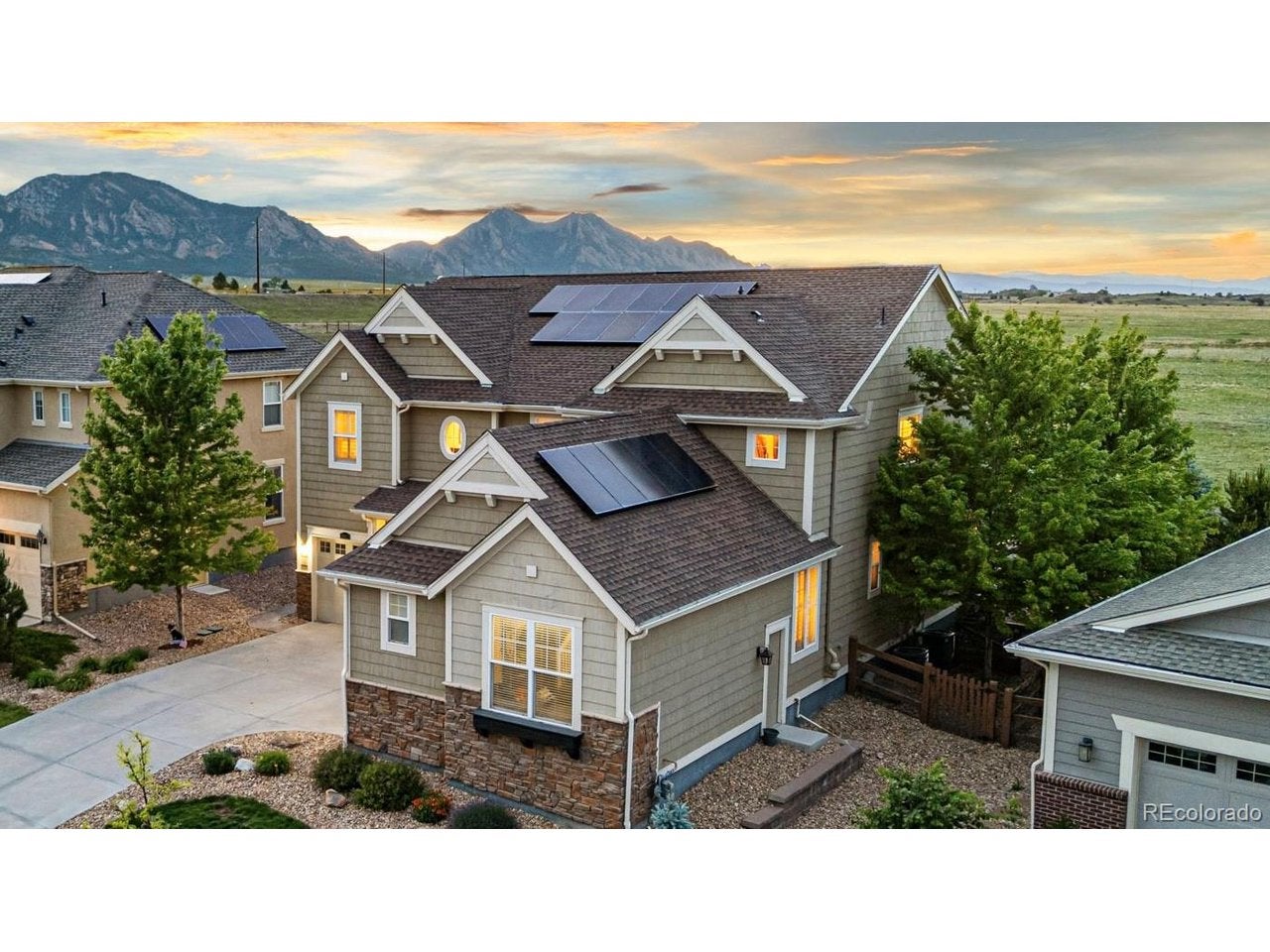 20021 95 Pl, Arvada, CO 80007