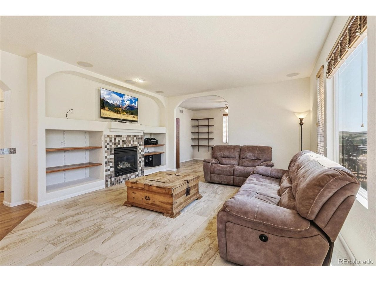 9874 N Crystal Lake Dr, Littleton, CO 80125 photo