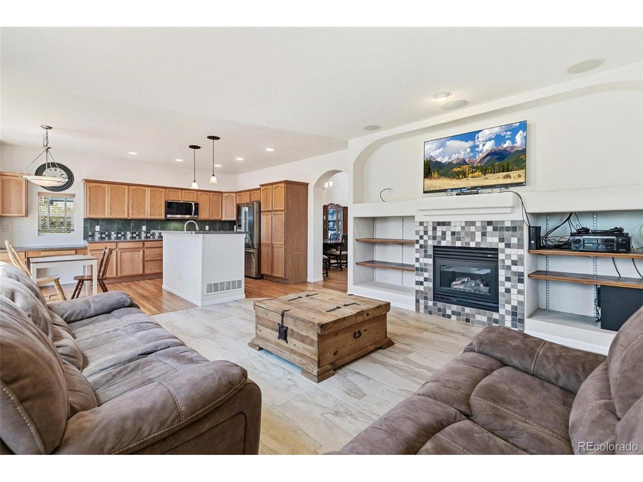 9874 N Crystal Lake Dr, Littleton, CO 80125 photo