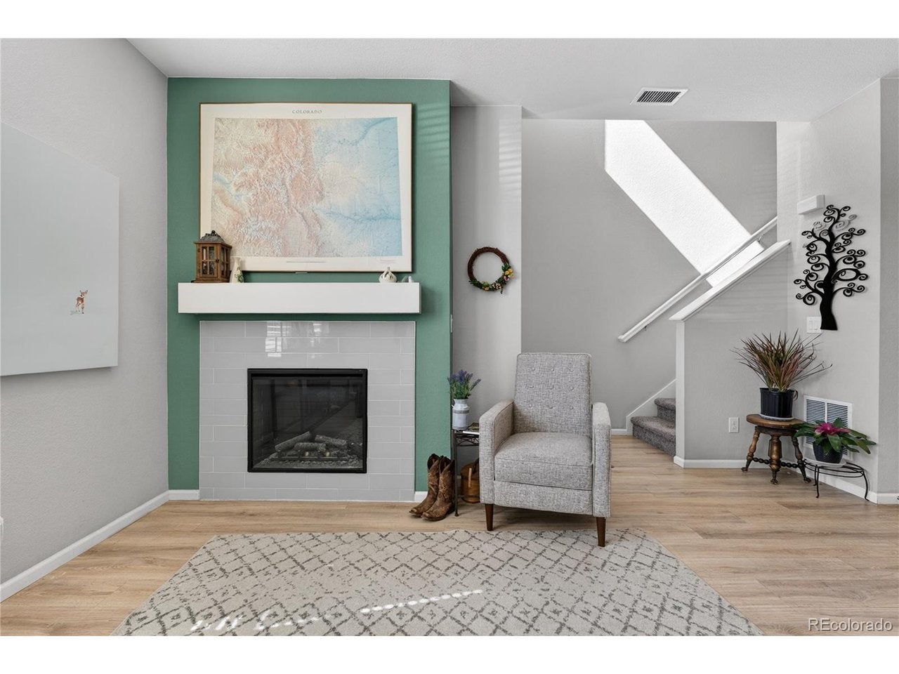 16025 E Elk Pl, Denver, CO 80239 photo