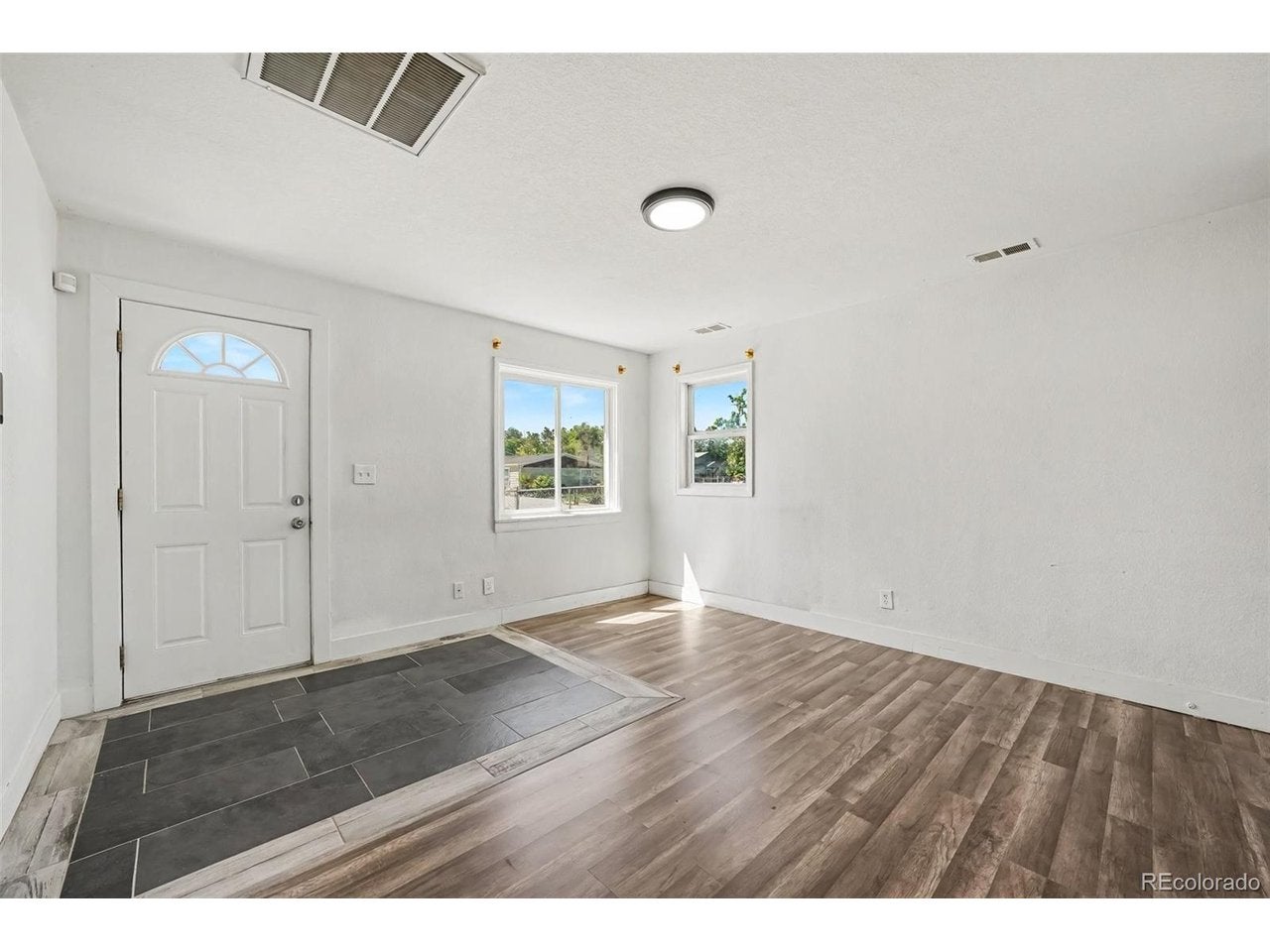 6701 E 77 Pl, Commerce City, CO 80022 photo