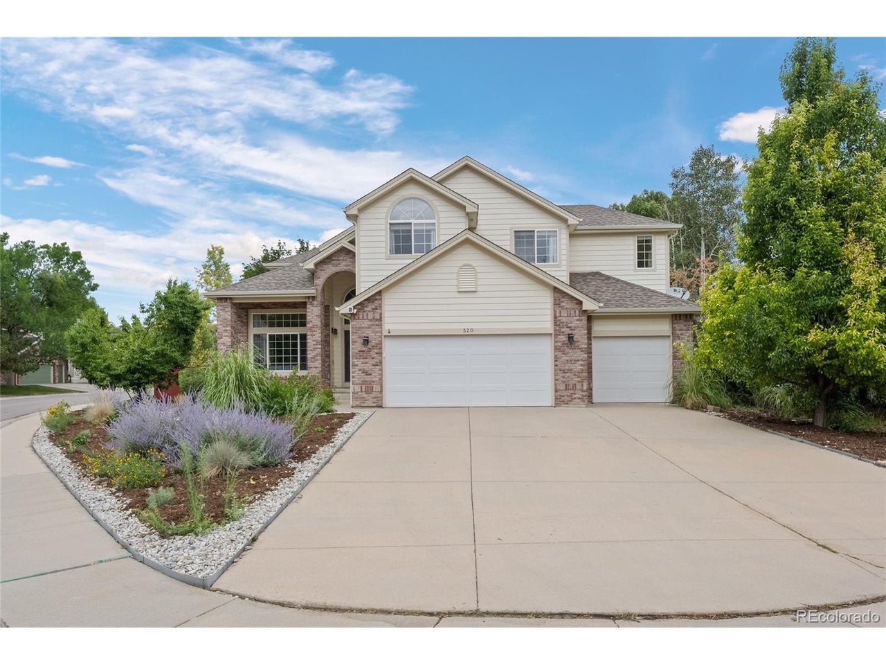 320 Driftwood Cir, Lafayette, CO 80026 photo