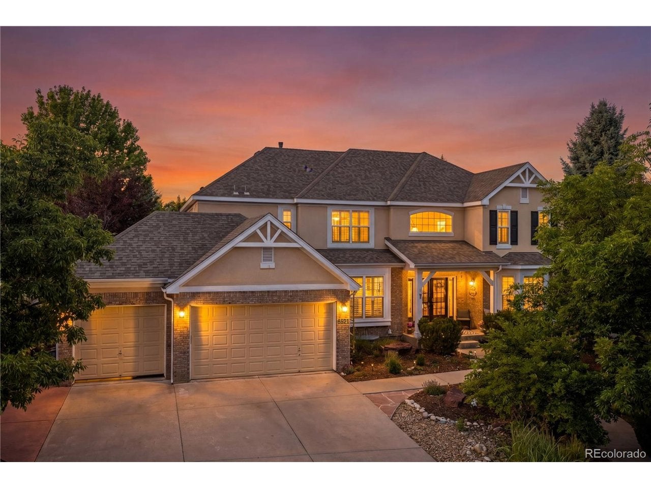 6521 Walden Way, Aurora, CO 80016
