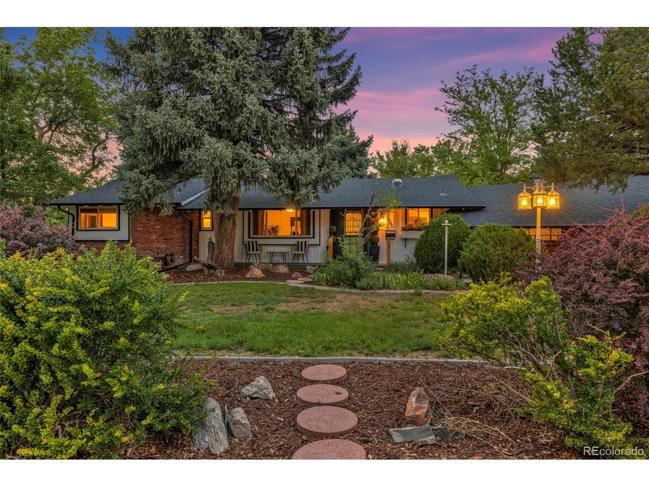 2005 Davies Ave, Littleton, CO 80120