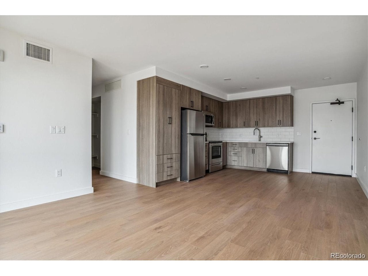 3575 Chestnut Pl #502, Denver, CO 80216 photo