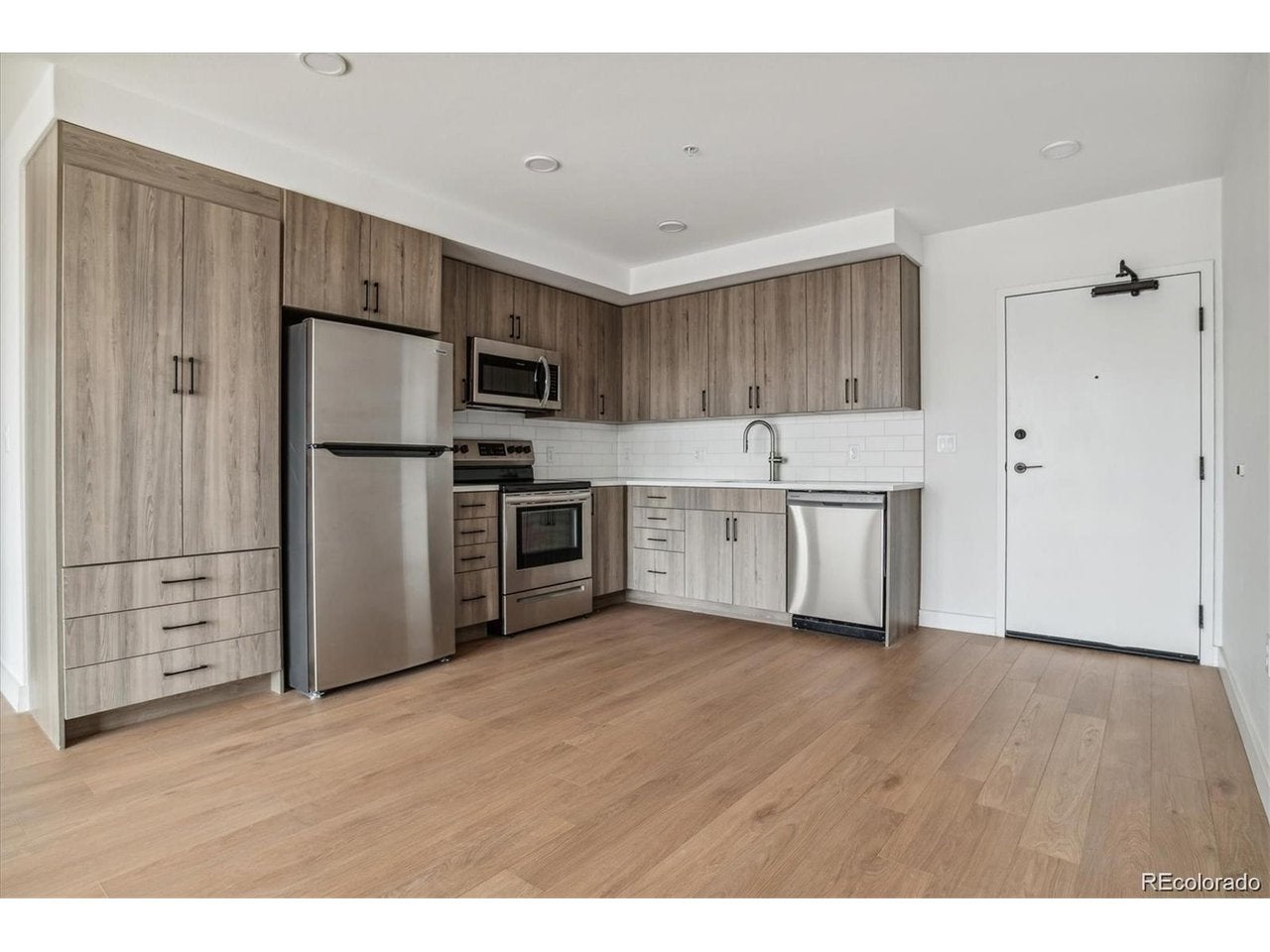 3575 Chestnut Pl #502, Denver, CO 80216 photo