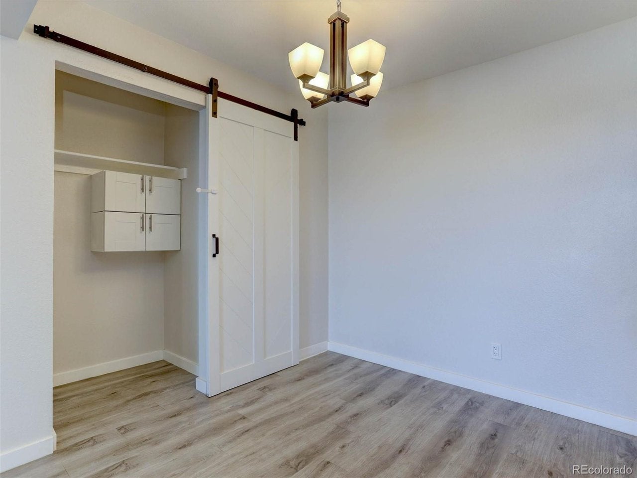 579 Wright St #202, Lakewood, CO 80228 photo