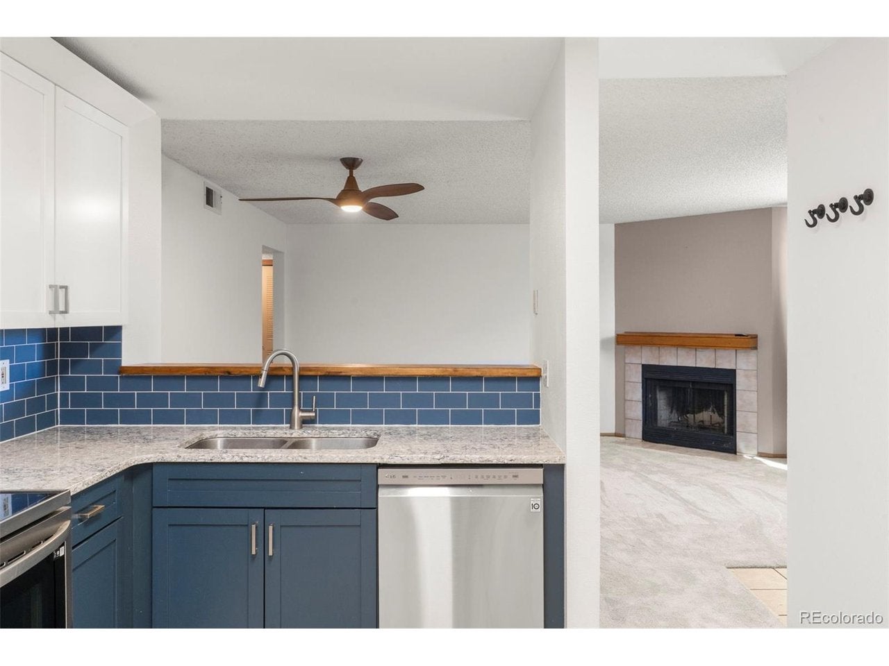 5702 W Asbury Pl #102, Lakewood, CO 80227 photo