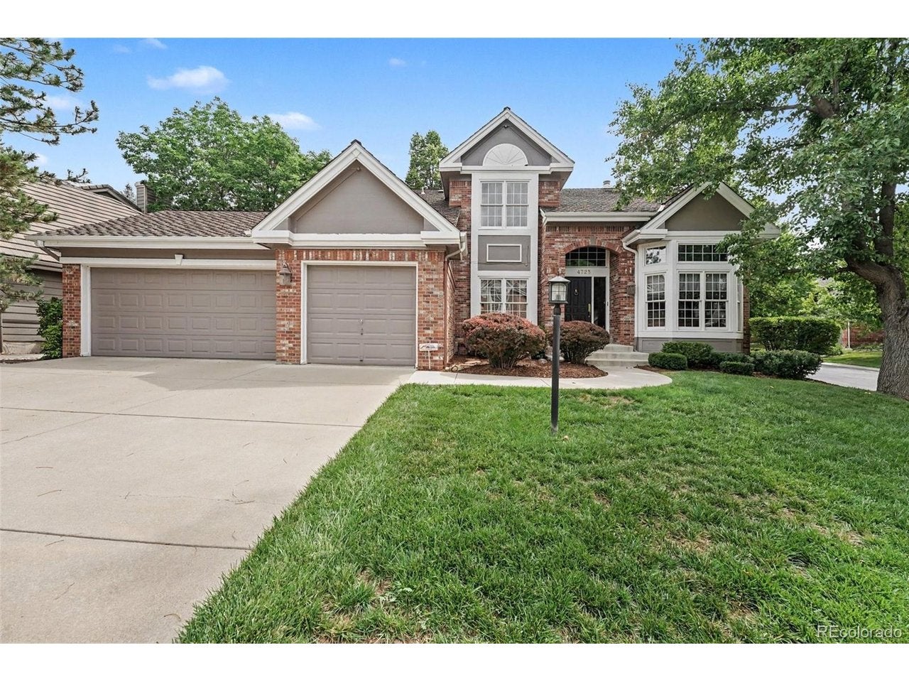 4725 E Pinewood Cir, Centennial, CO 80121 photo