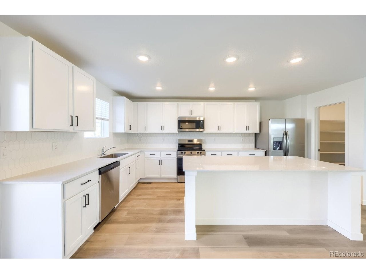 2664 Lower Crags Pt, Colorado Springs, CO 80904 photo