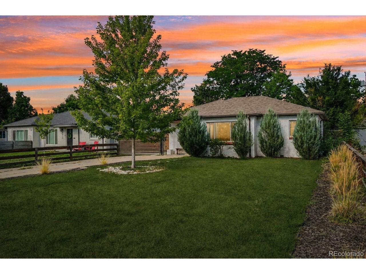 2323 Oneida St, Denver, CO 80207