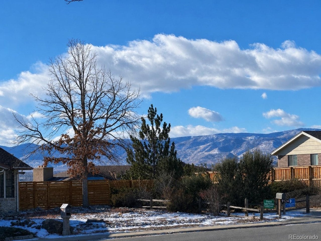 9093 W Warren Dr, Lakewood, CO 80227 photo