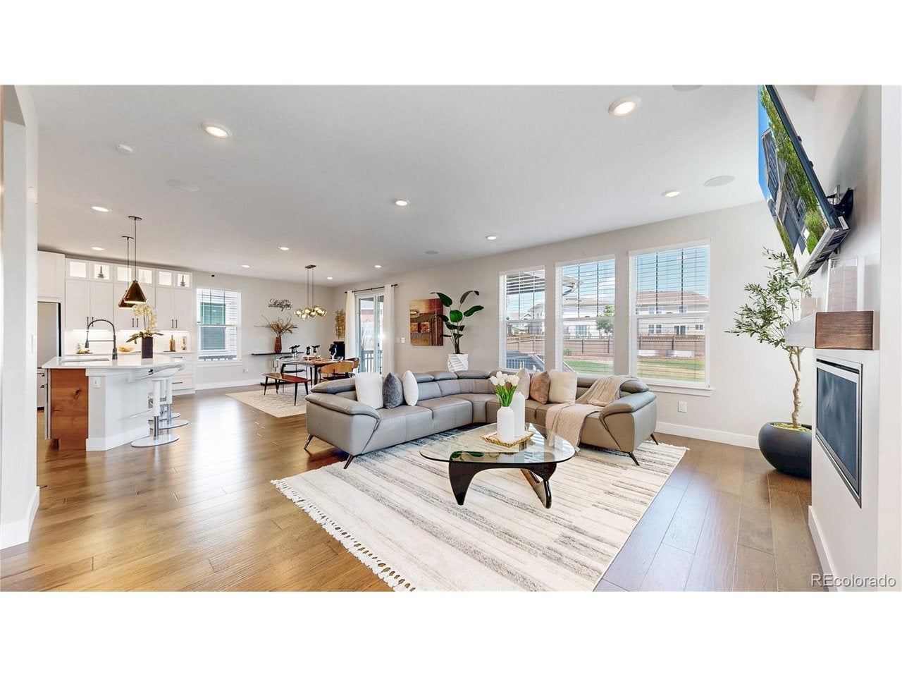 5938 N Odessa St, Aurora, CO 80019 photo