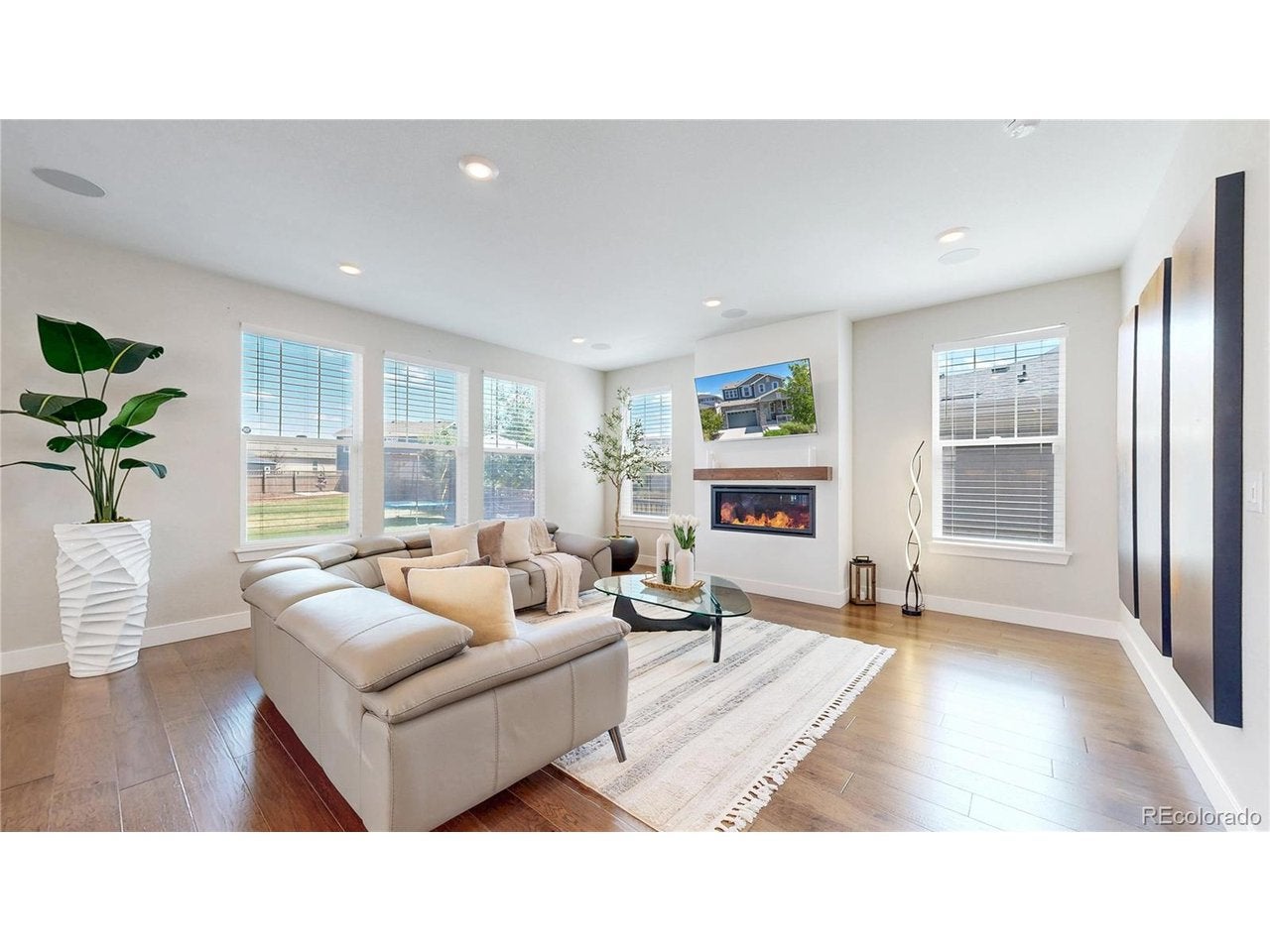 5938 N Odessa St, Aurora, CO 80019 photo