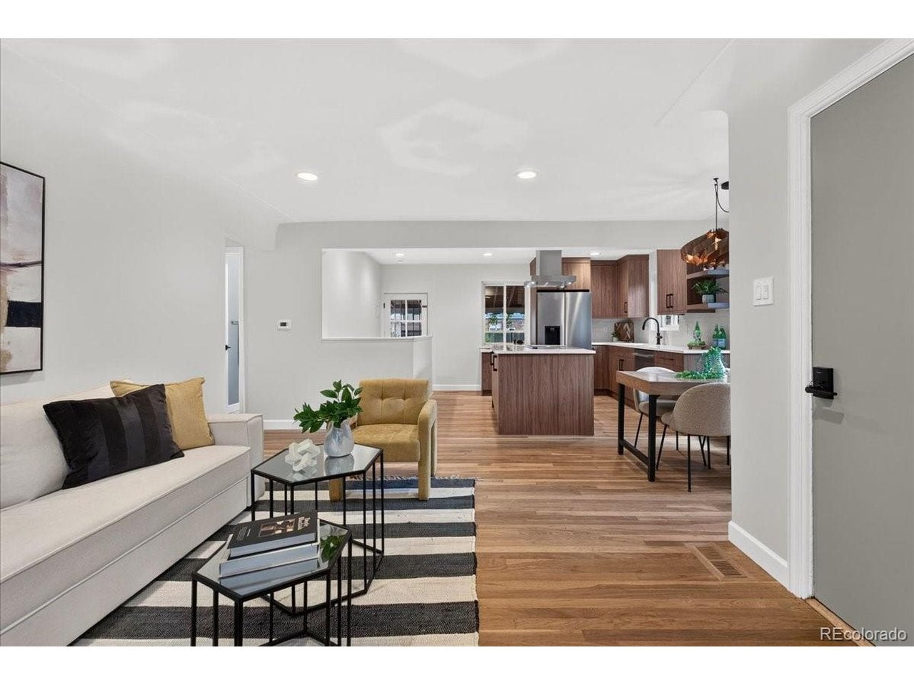 710 Dahlia St, Denver, CO 80220 photo