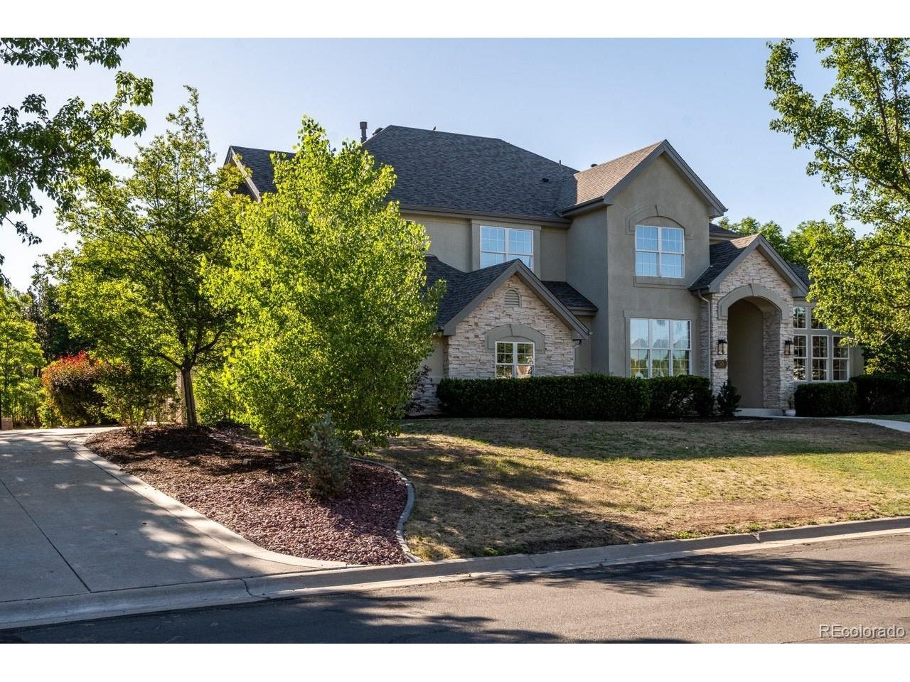 58 Blue Heron Dr, Thornton, CO 80241