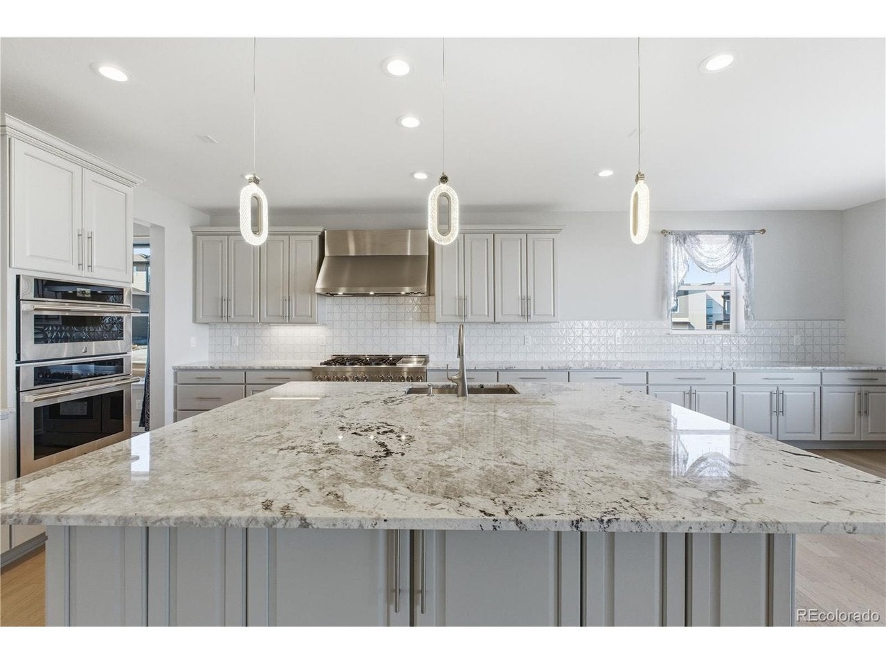 5910 Riesberg Ln, Castle Rock, CO 80104 photo