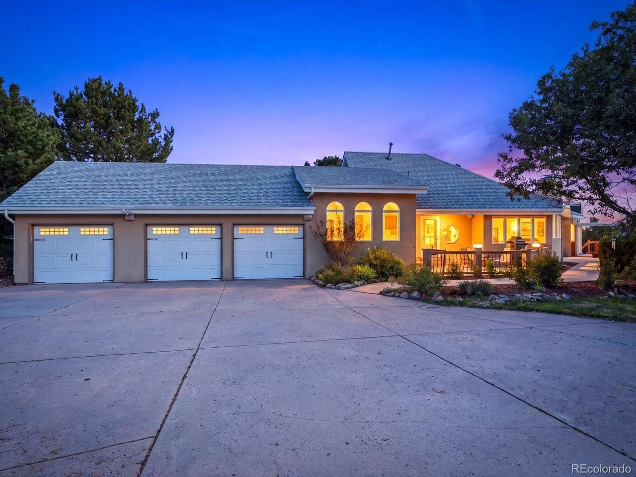 57 Oak Hills Dr, Castle Rock, CO 80108