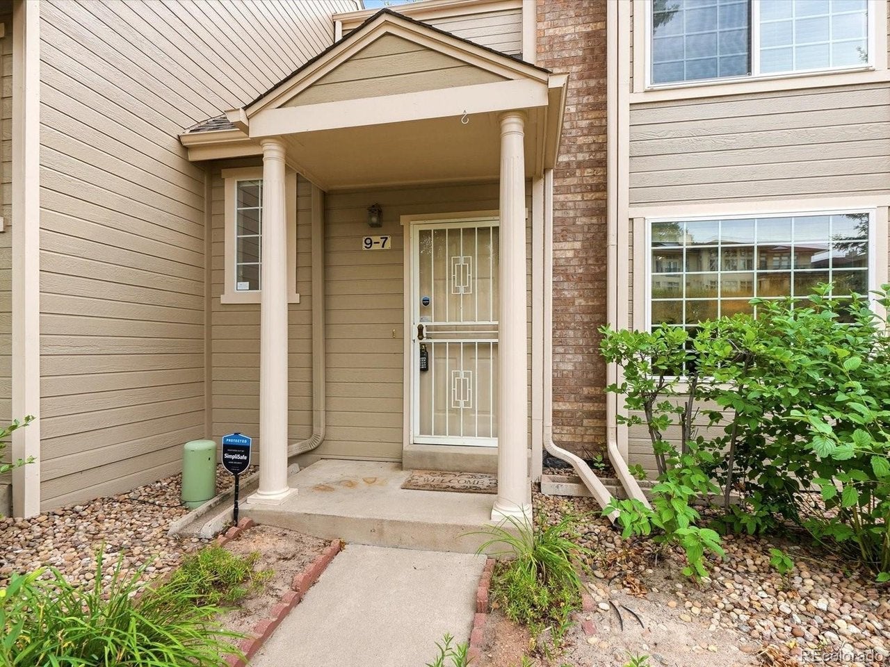 1818 Quebec Way, Denver, CO 80231