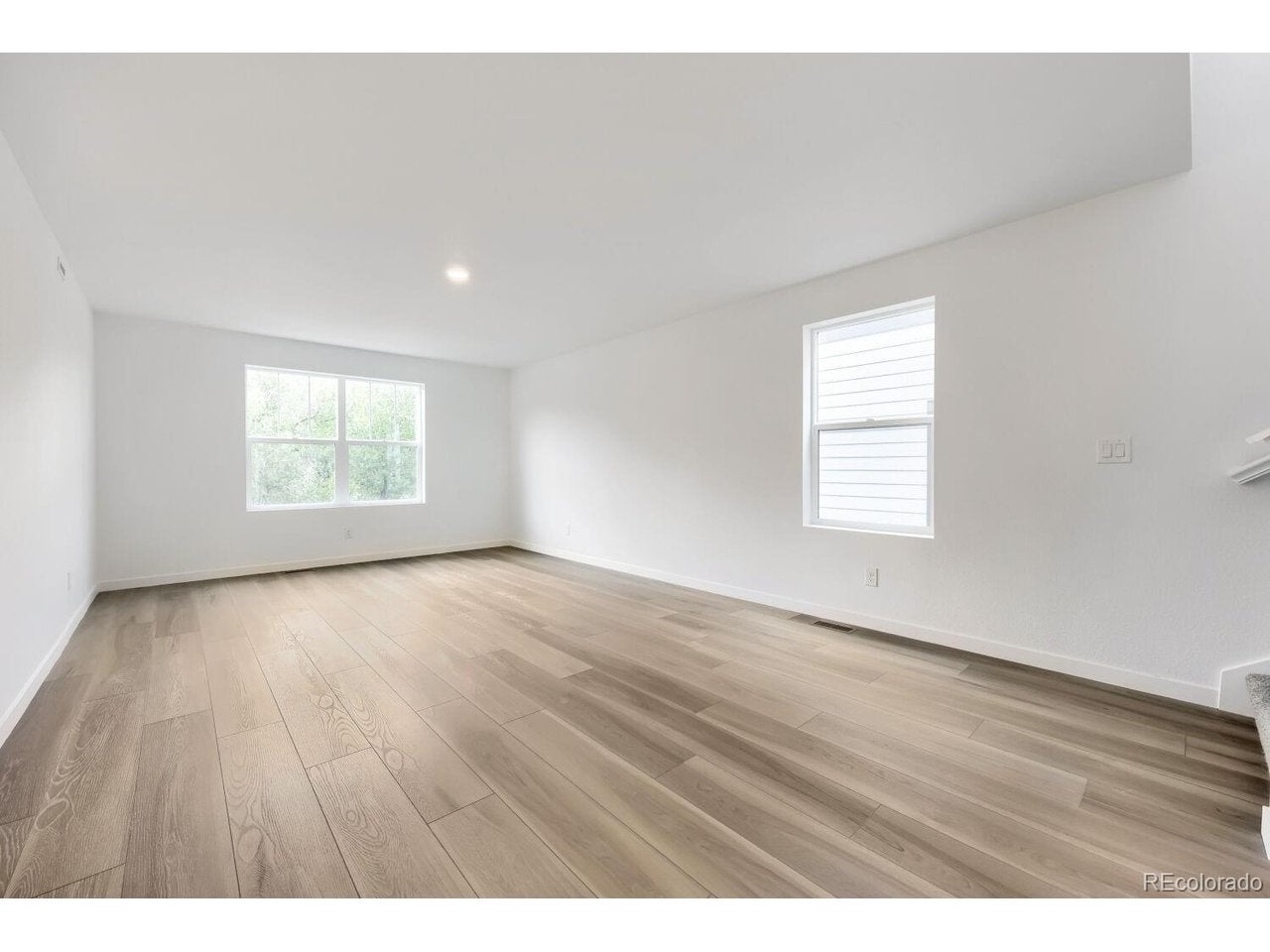 2696 Lower Crags Pt, Colorado Springs, CO 80904 photo