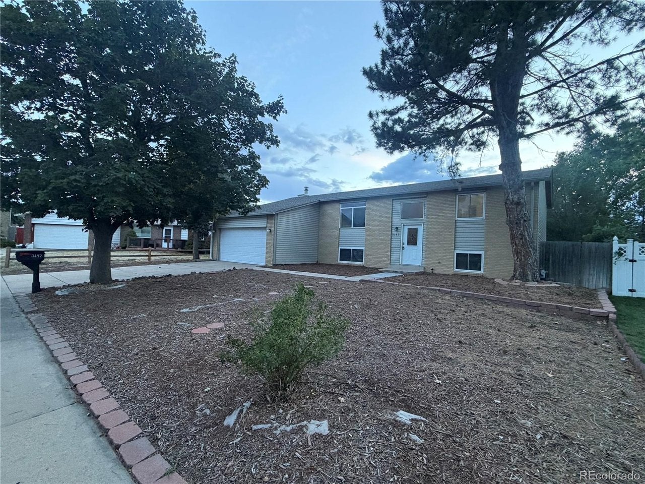 3147 S Ouray St, Aurora, CO 80013 photo