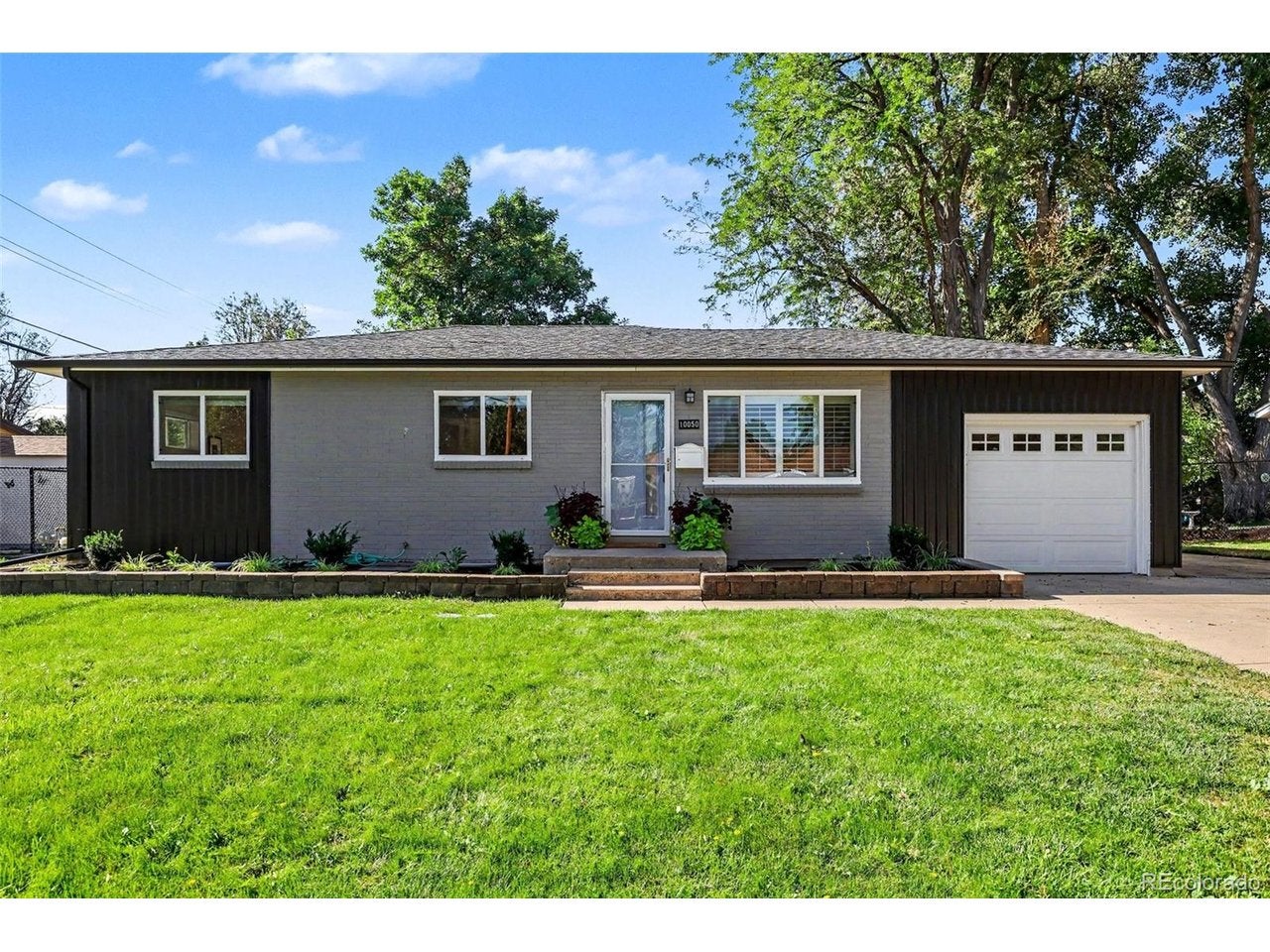 10050 64 Ave, Arvada, CO 80004
